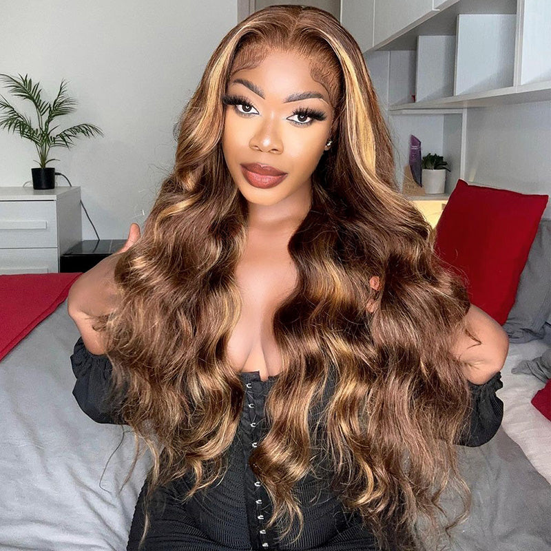 Woman Wearing P4/27 Highlighted Honey Blonde Body Wave Wig