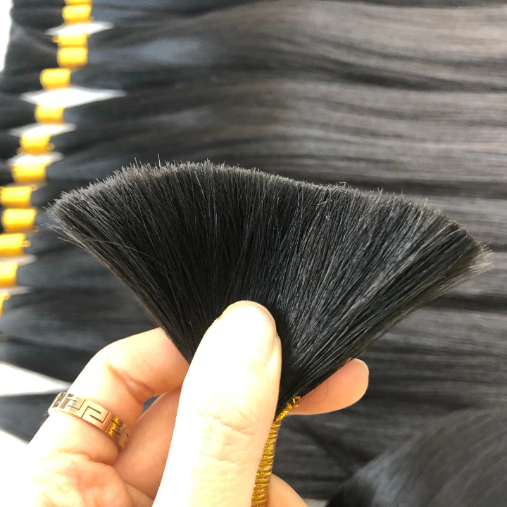 Close-Up of Ishow Hair Silky Straight Raw Hair Bulk