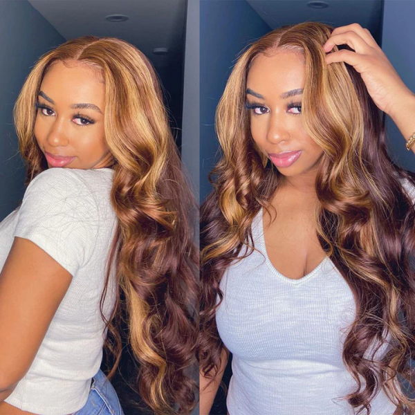 Model With Honey Blonde Highlights in Long Wavy Hair