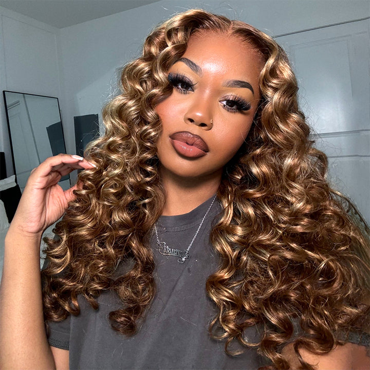 Model With Honey Blonde Highlights Wearing 28-Inch Wavy Lace Front Wig