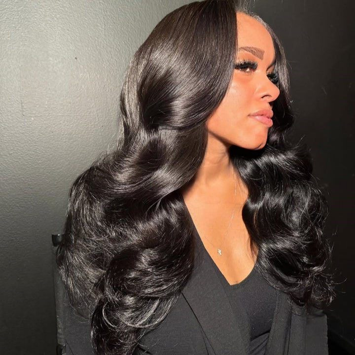 Ishow Hair Loose Deep Wave Wig - Model Wearing Natural Black Hair