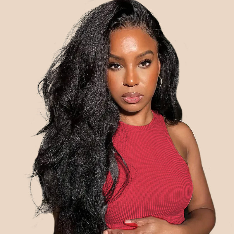 Model Showcasing Voluminous Kinky Straight Human Hair Bundles in Natural Black