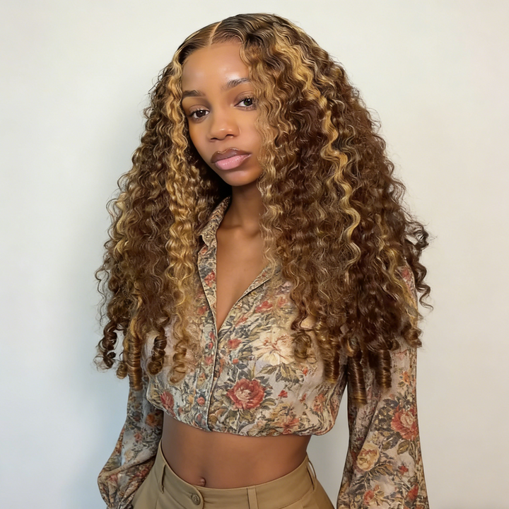 Model Wearing The Ishow Burmese Curly Highlight Wig